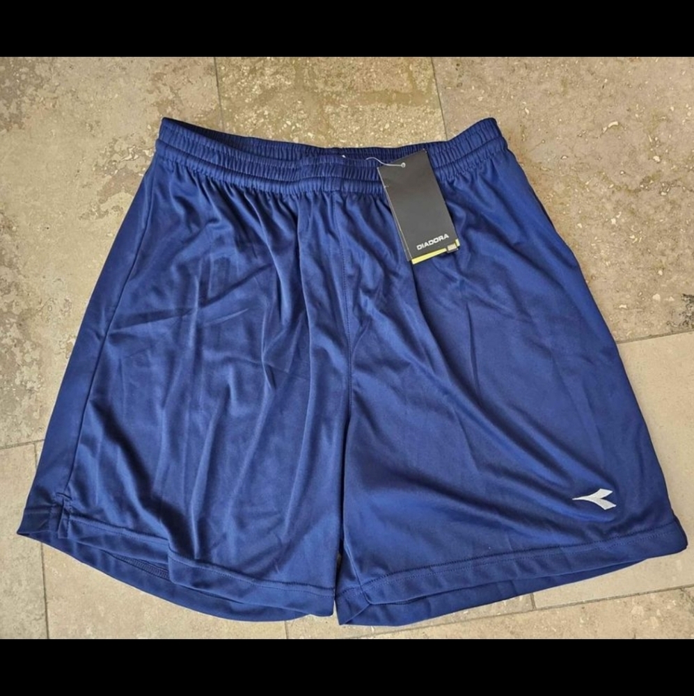New Mens Diadora Athletic Shorts Large